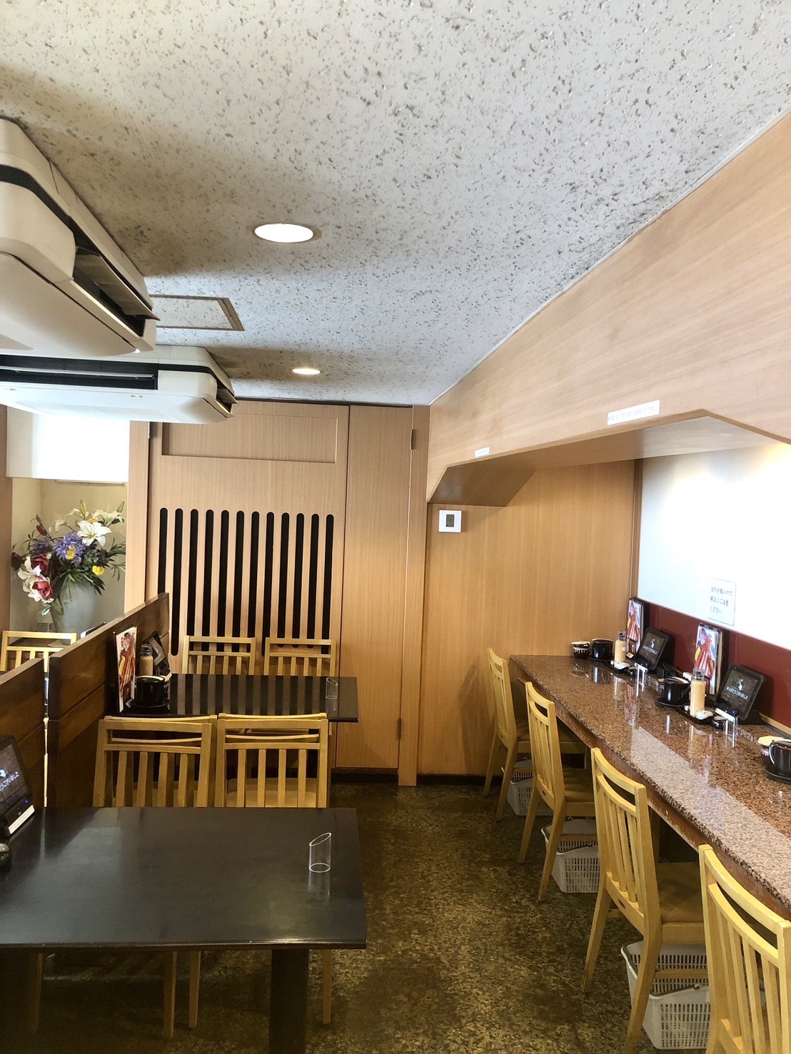 店内の様子2